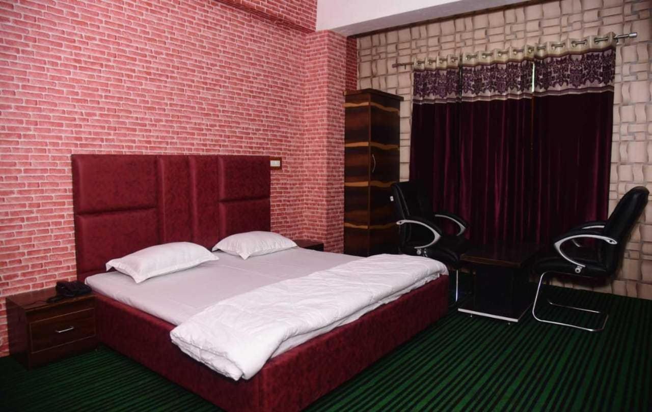 Hotel O Graceland Srīnagar 外观 照片